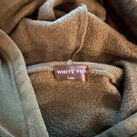 White Fox Boutique Women’s Green Hoodie - Picture 4 of 4